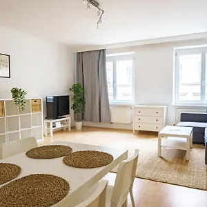 living-apartments-schottentor.vienna-besthotels.com/