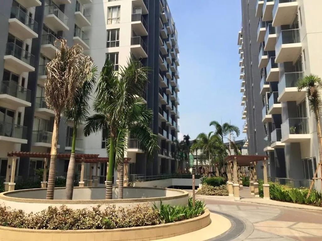 One Palm Tree Condo Manila 0*,